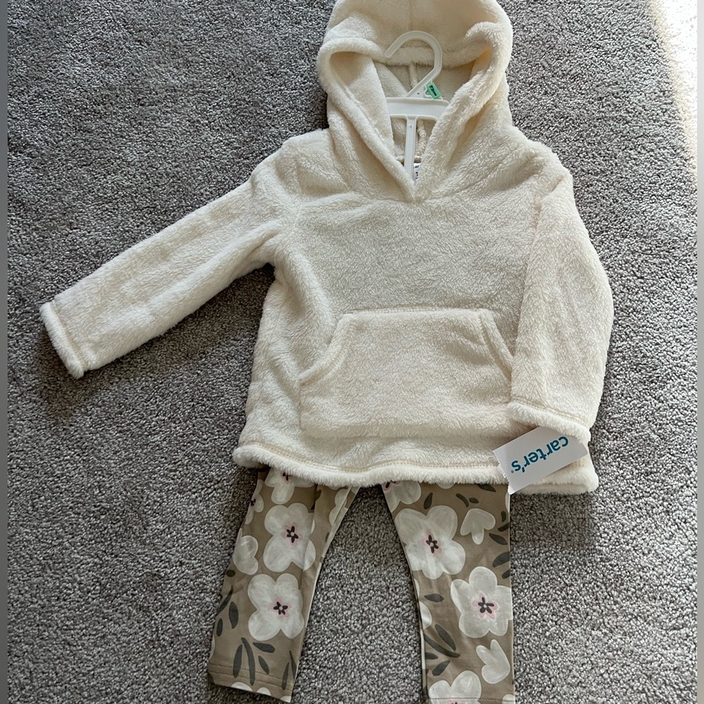 Carter’s Baby Two Piece Set